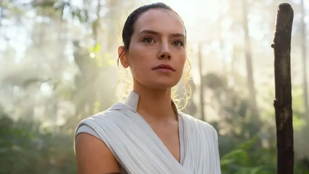 daisy-ridley-star-wars-header.jpg