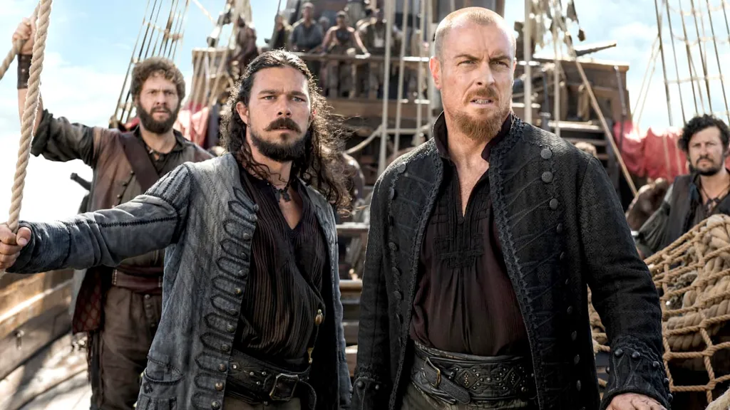 Toby Stephens and Luke Arnold in Black Sails