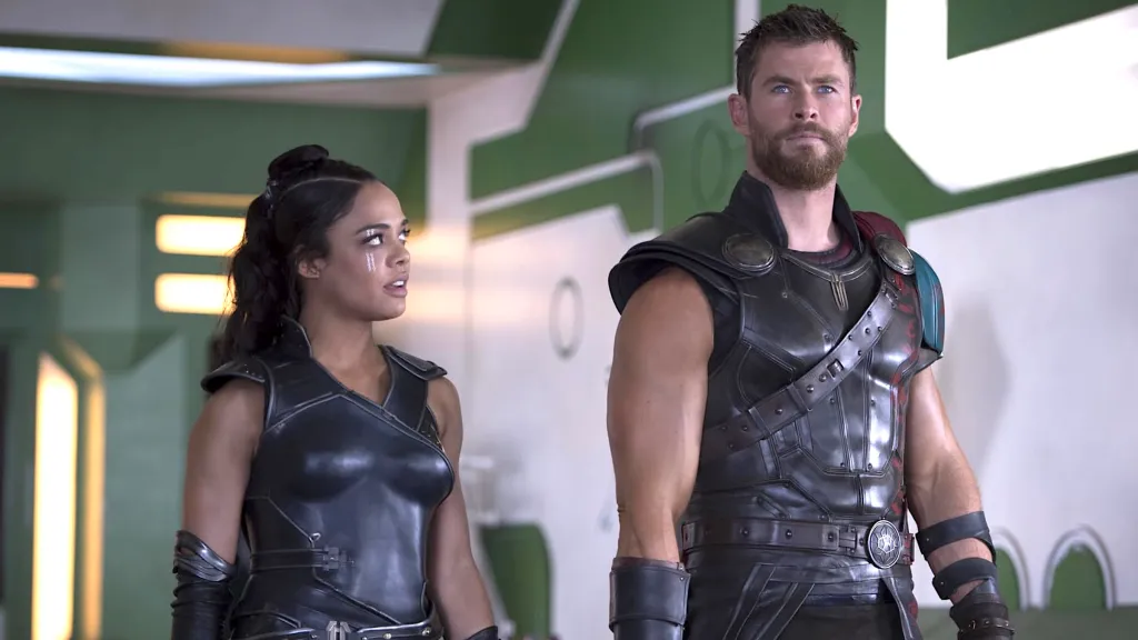 Tessa Thompson and Chris Hemsworth in Thor: Ragnarok
