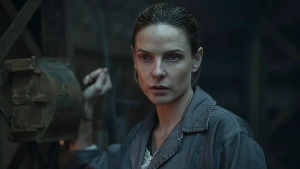 Rebecca Ferguson in Silo