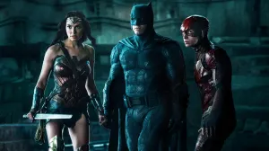DC Fans Declare Snyderverse Dead After Divisive New Justice League Scene