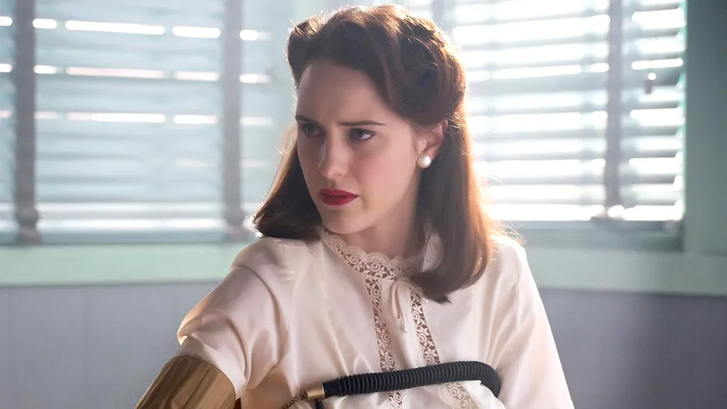 Rachel Brosnahan in Manhattan