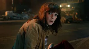 This Overlooked Stranger Things Scene Makes Me Worried for Two Fan-Favorite Characters in Season 5