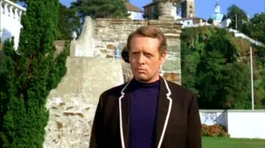 7 Essential Sci-Fi Shows All Fans Should Watch Every Episode of