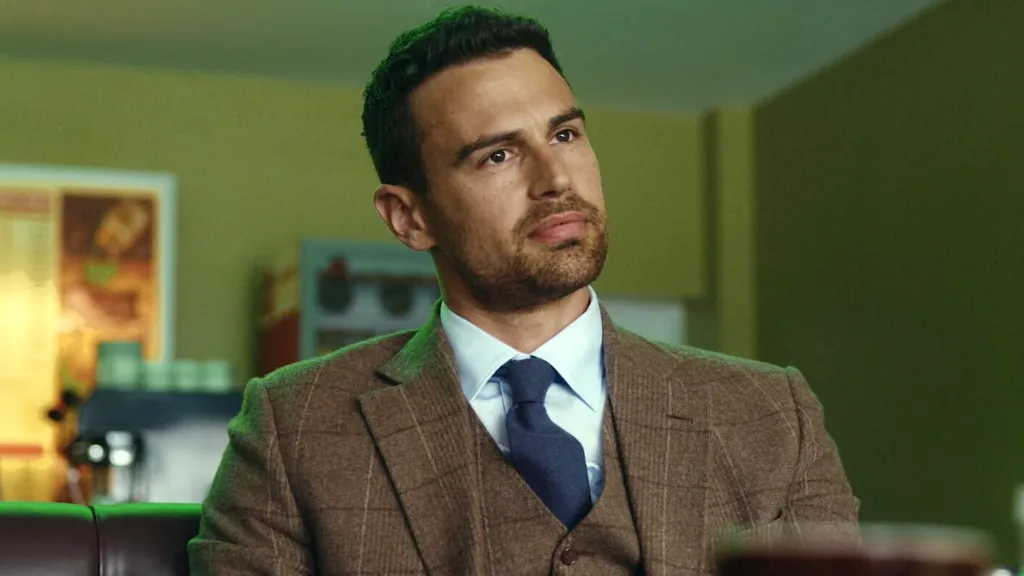 Theo James in The Gentlemen