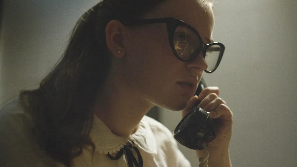 Sierra McCormick in The Vast of Night