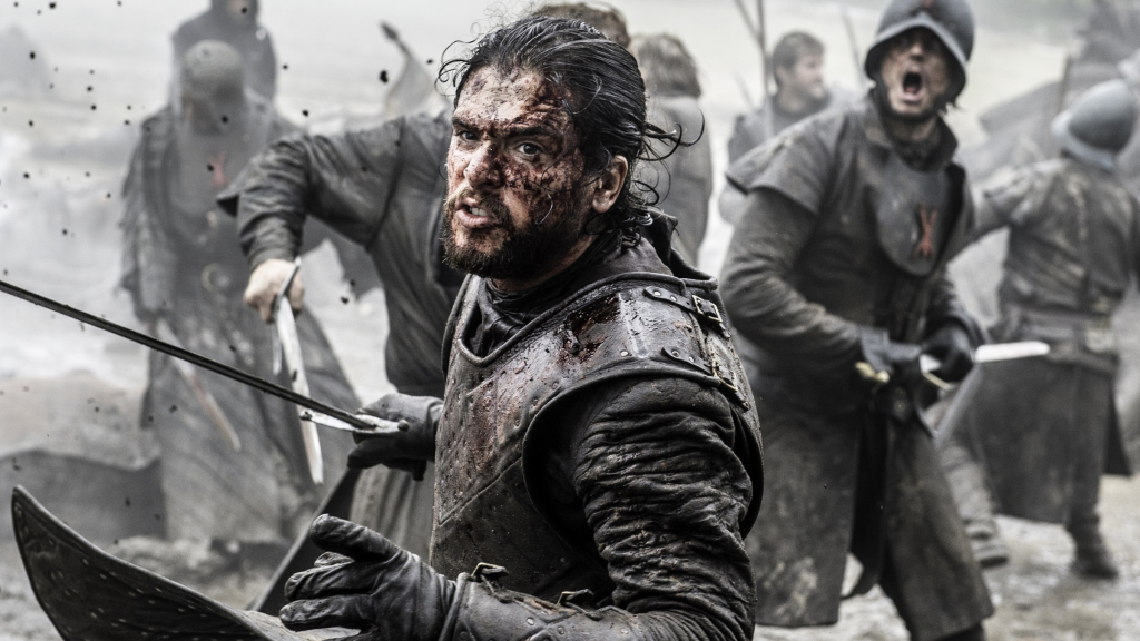 Jon Snow bloody and fighting the Battle of the Bastards in Game of Thrones Season 6