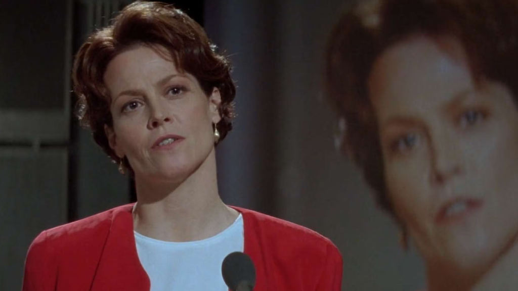 Sigourney Weaver in Copycat (1995)