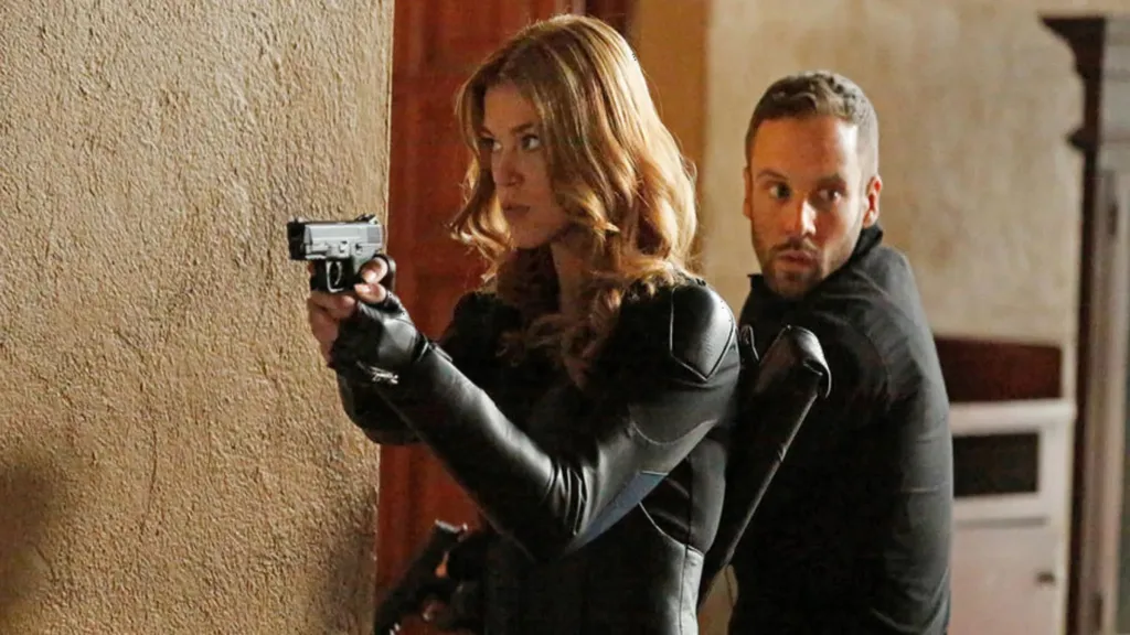 Adrianne Palicki as Bobbi Morse and Nick Blood as Lance Hunter in Marvel's Agents of SHIELD