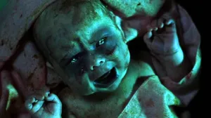 22 Years Ago Today, We Got One of the Best Horror Movie Remakes Ever (& It’s Still the Divisive Director’s Best Film)