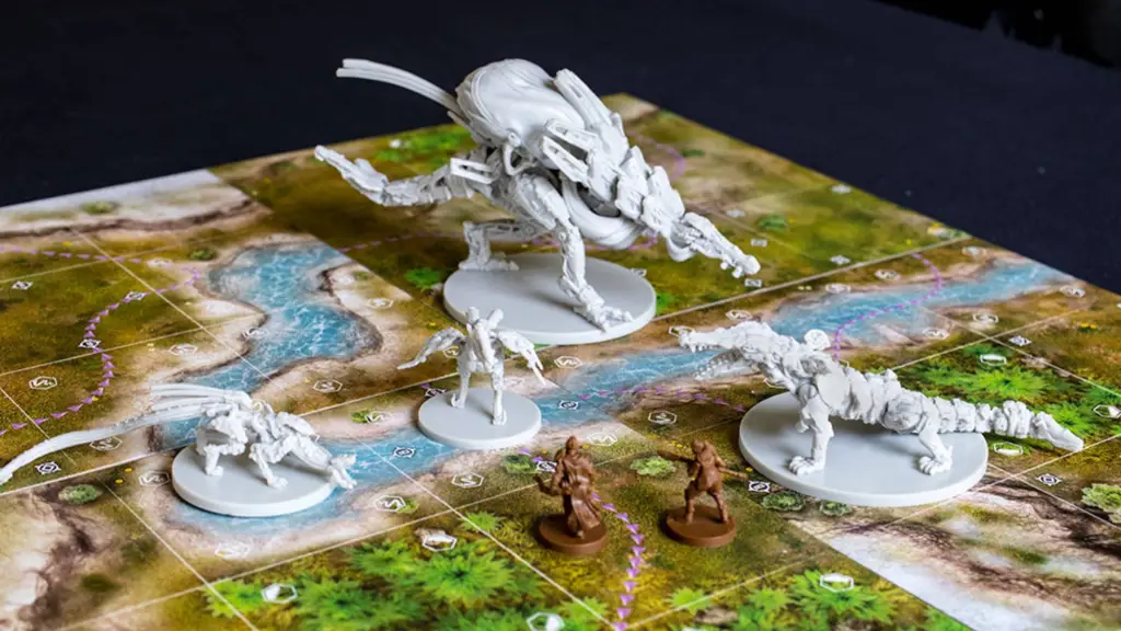 Pieces on the Horizon Zero Dawn board game