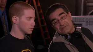 24 Years Ago, A Bizarre Puppet Sitcom Premiered Thanks to a Buffy Favorite and a Future Oscar Winner