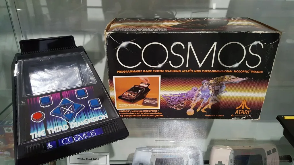 The Atari Cosmos on display in a museum exhibit.