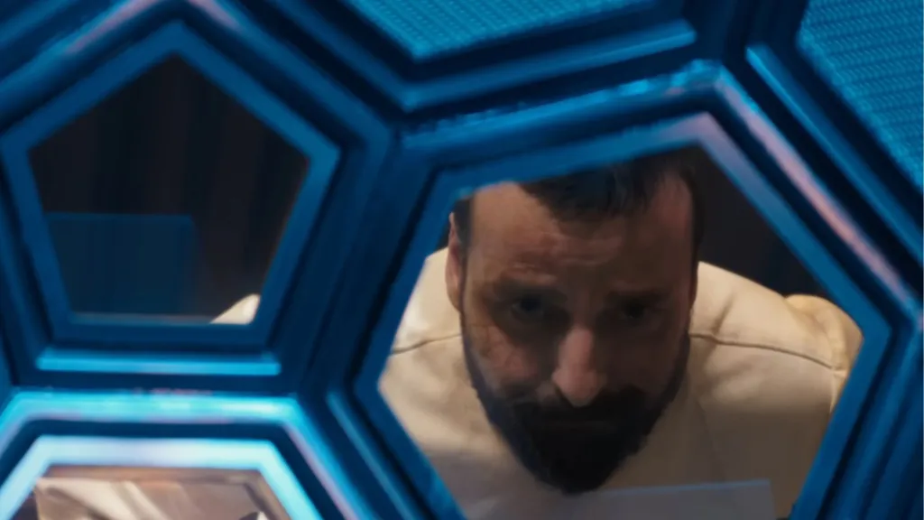 Zor-El saving Supergirl