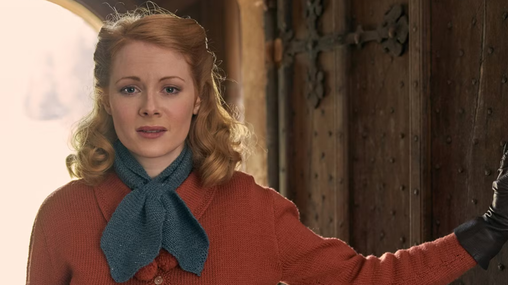 Emily Beecham in The Pursuit of Love